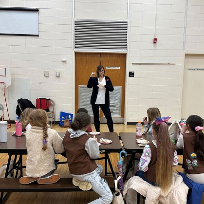 FCHS educator teaches Girl Scout troop about nutrition.