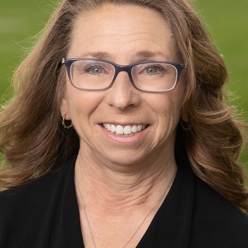Stacy Bonos headshot