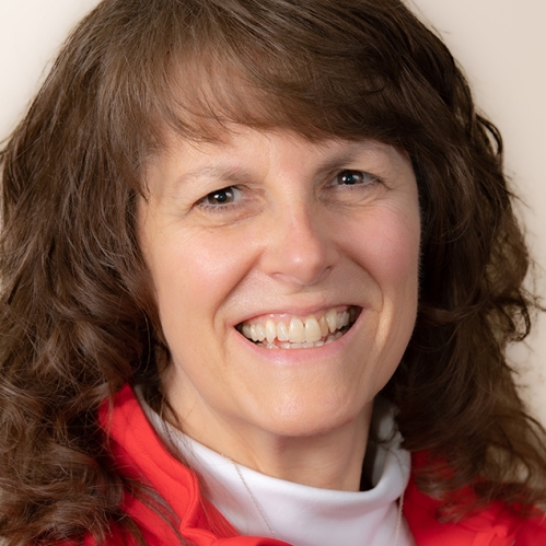 Joan Healy headshot