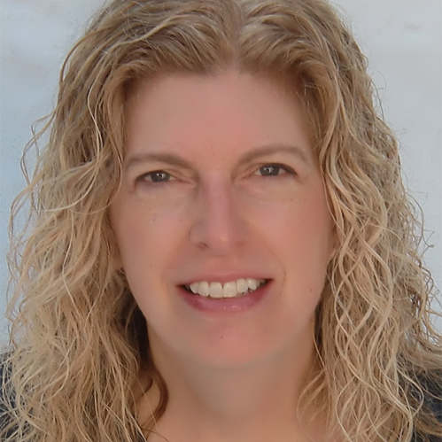Lisa Chiariello headshot