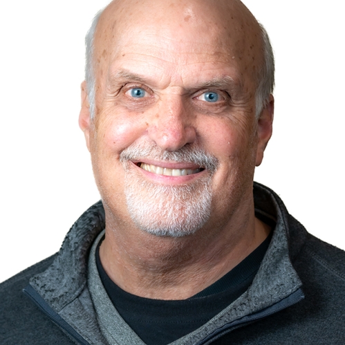 Steven Rettke headshot