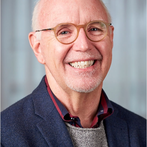 Mark Robson headshot.