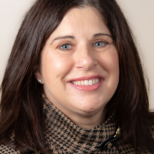 Deborah Blain headshot.