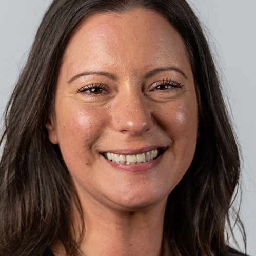 Melanie Brill headshot