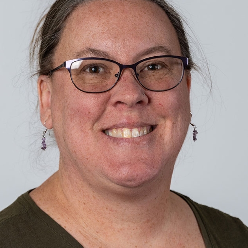 Jennifer Sawyer Caraballo headshot.