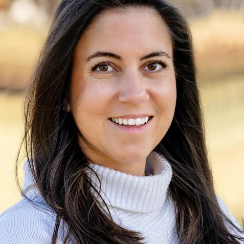 Lia Papathomas headshot