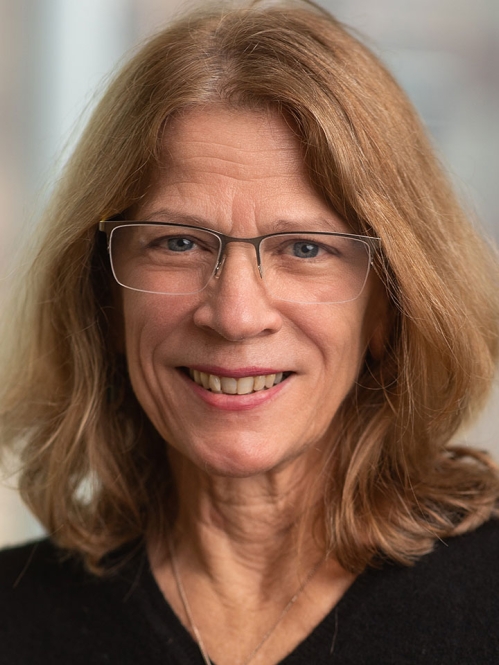 Rhonda Breen-Simone headshot. 