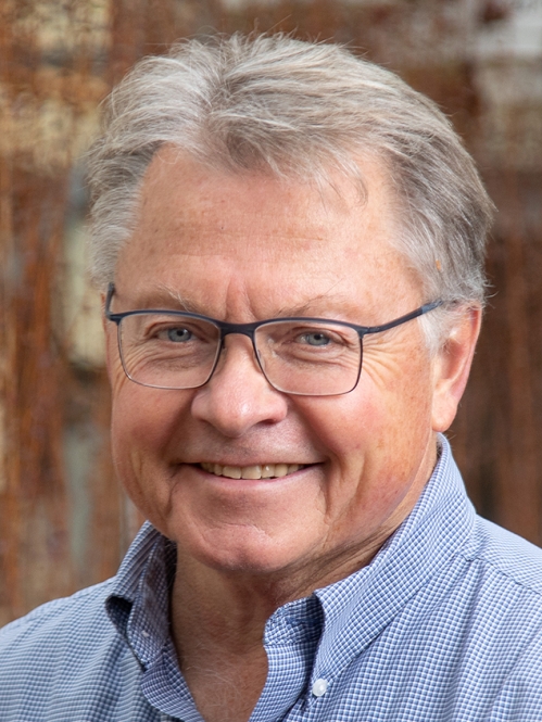 Nicholi Vorsa headshot 