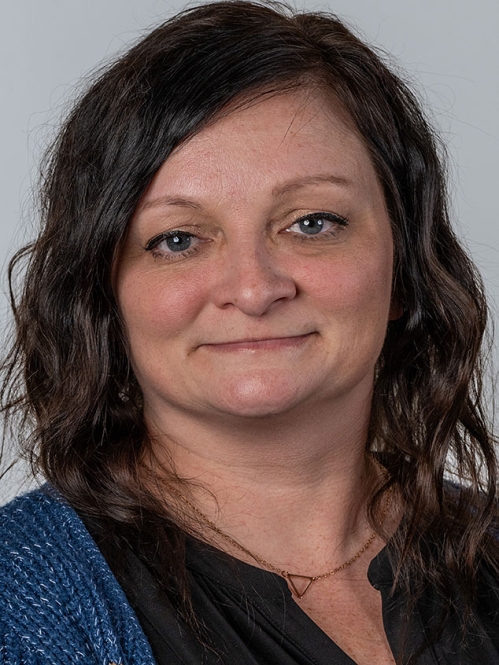 Donna Griebau headshot.