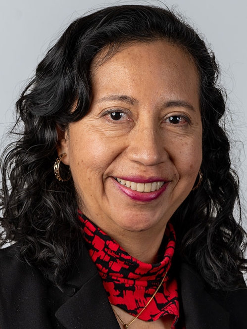 Rebeca Mayorga headshot.