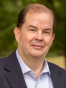 Brian Schilling headshot.
