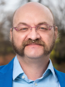 Troy Roepke headshot.